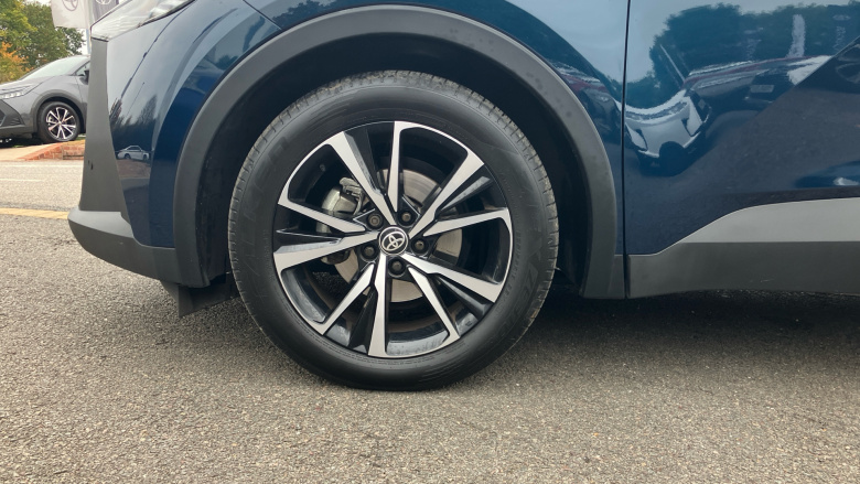 Toyota C-HR 1.8 Hybrid Design 5dr CVT Hybrid Hatchback